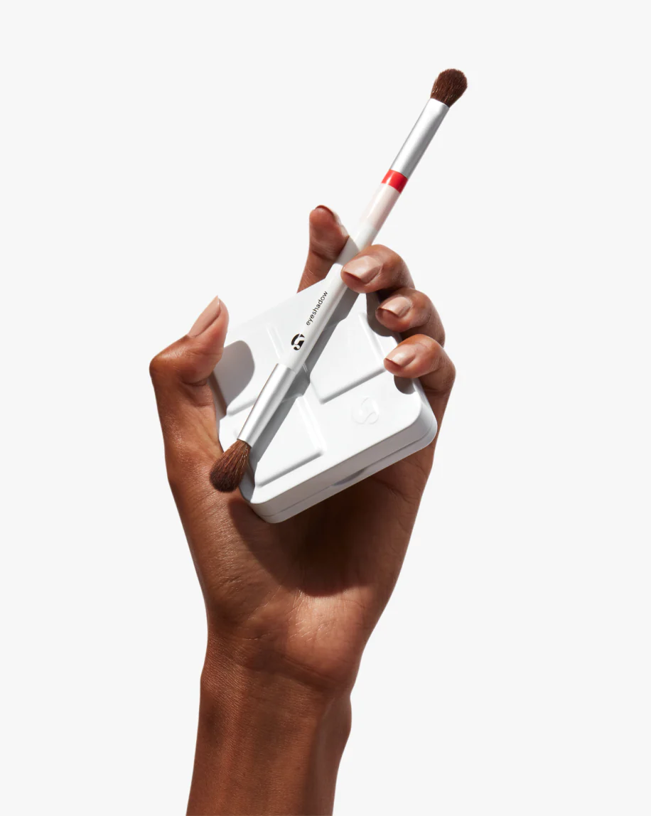 Eyeshadow Brush - Image 3