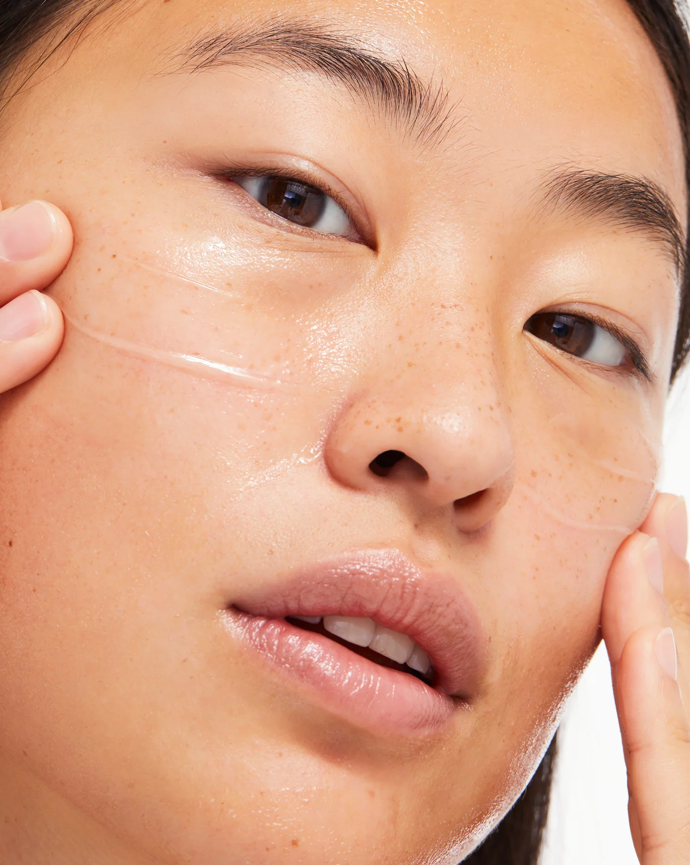 Milky Jelly Cleanser - Image 13