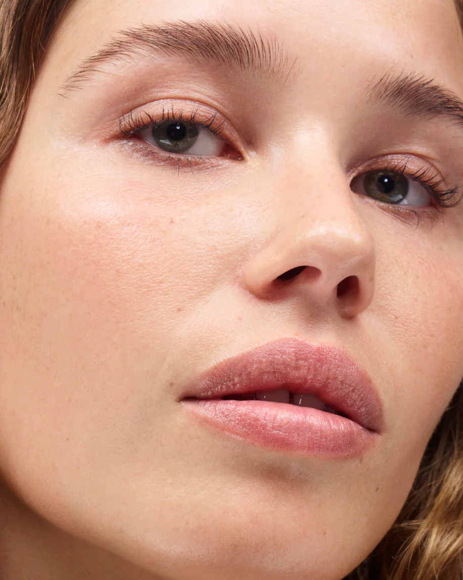 Perfecting Skin Tint - Image 60