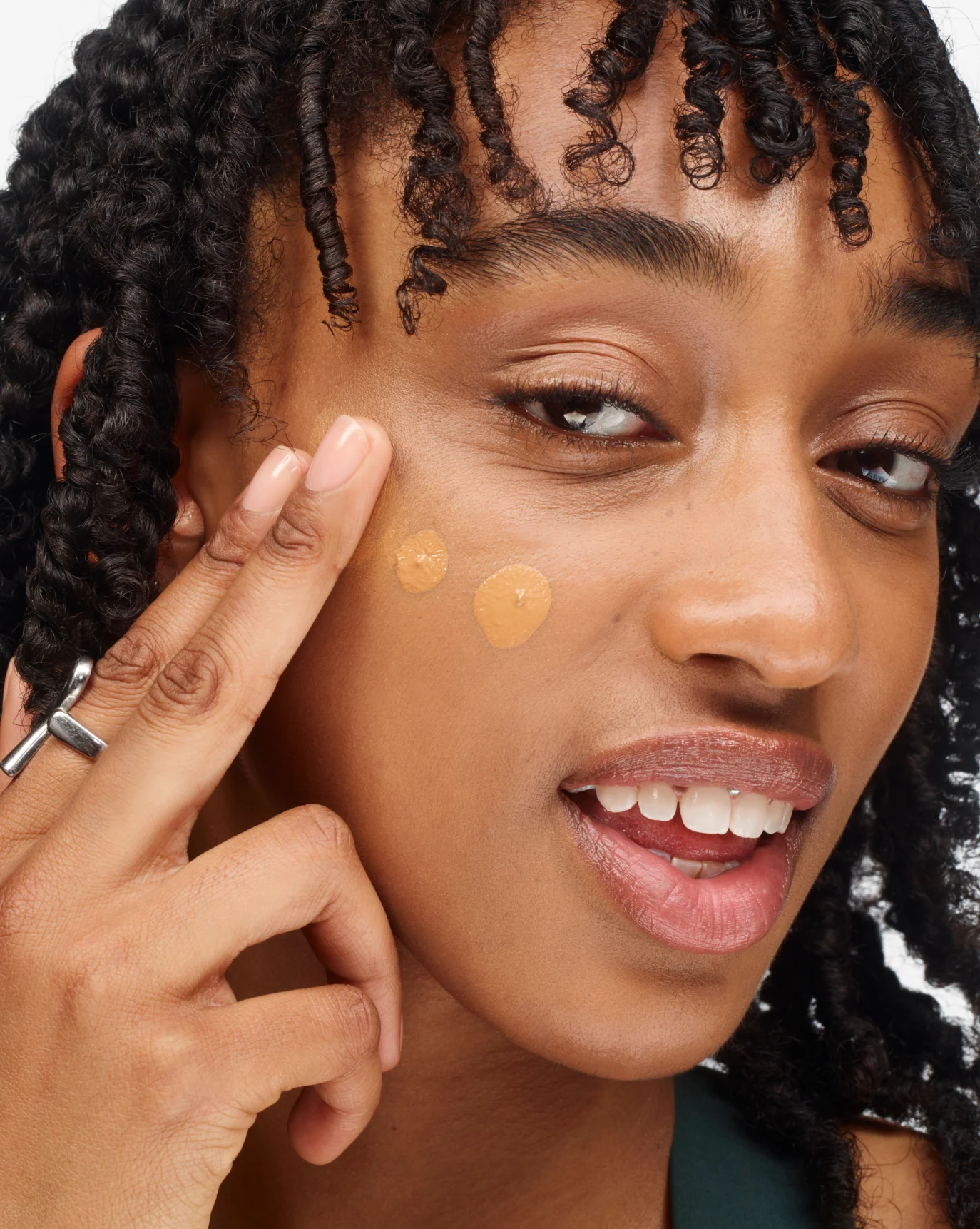 Stretch Fluid Foundation - Image 99